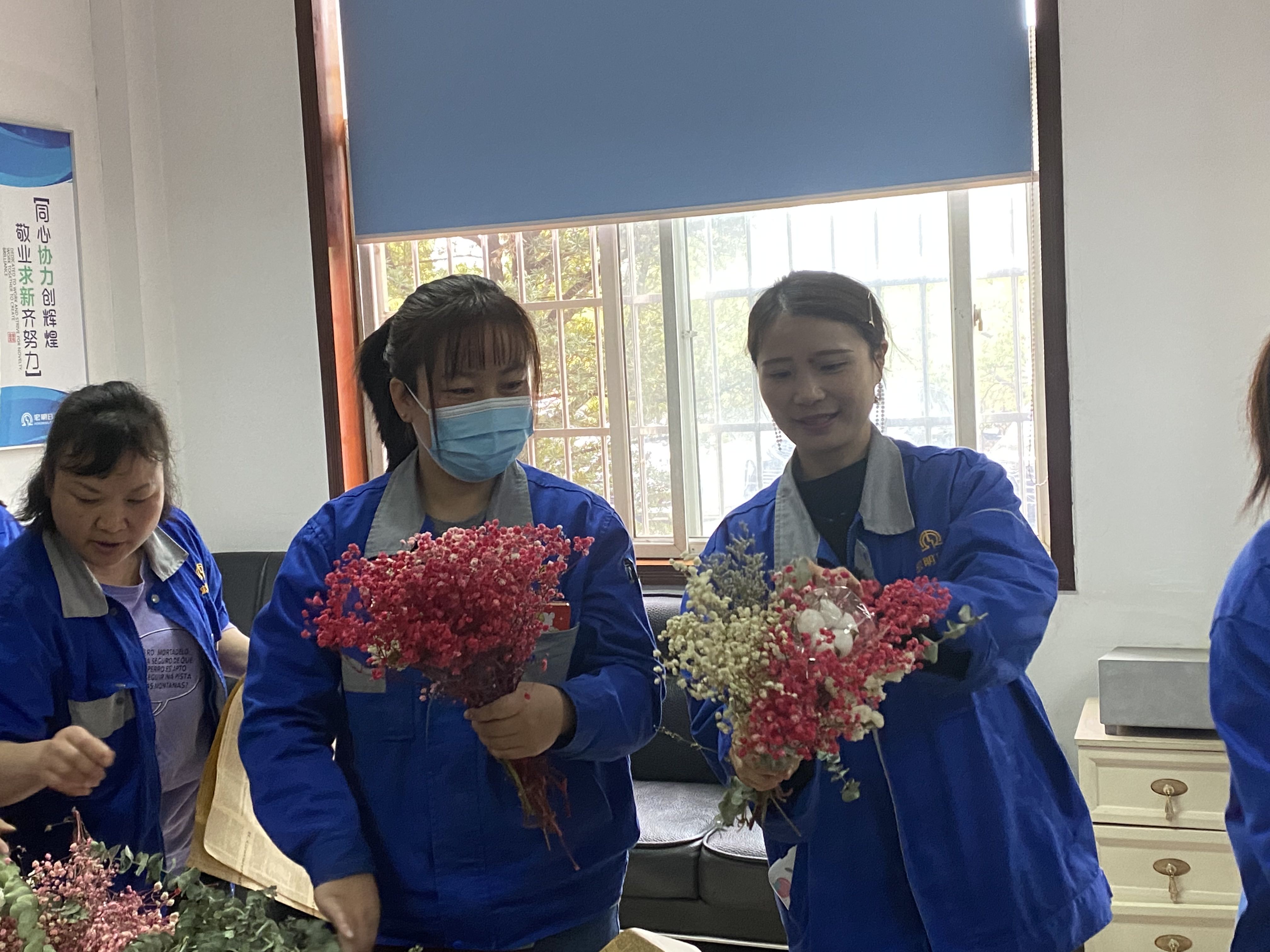 开云app官方登录入口,开云(中国)
,宏明日望,株洲电子科技,湖南电容器,株洲电容器,电容器